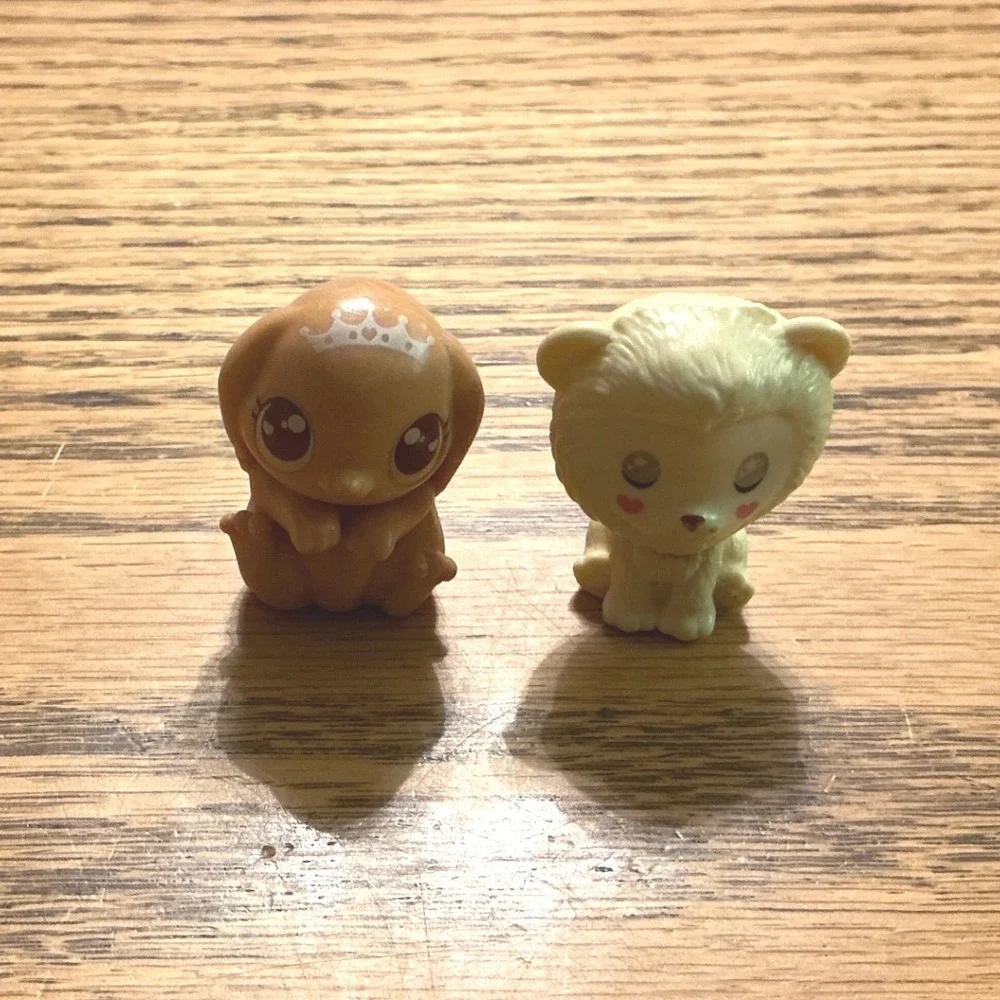 Barbie‎ Miniature Animal Figurines Tan Puppy with Tiara and Cream Lion Cub
